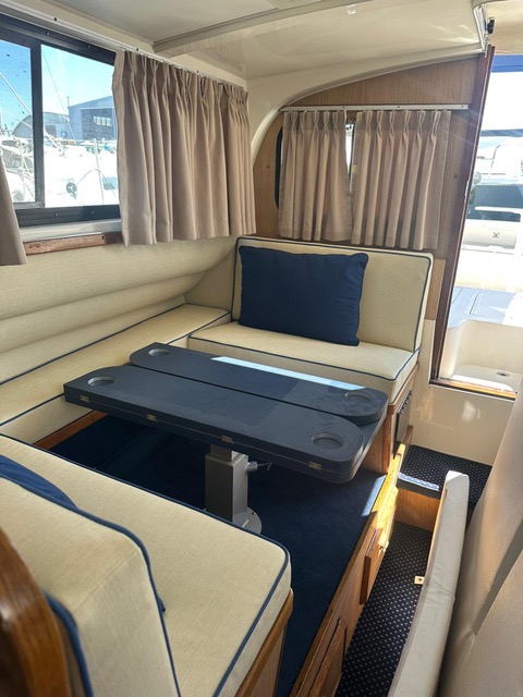 Bertram 28 Cruiser - BluYachting — foto 12 van 12