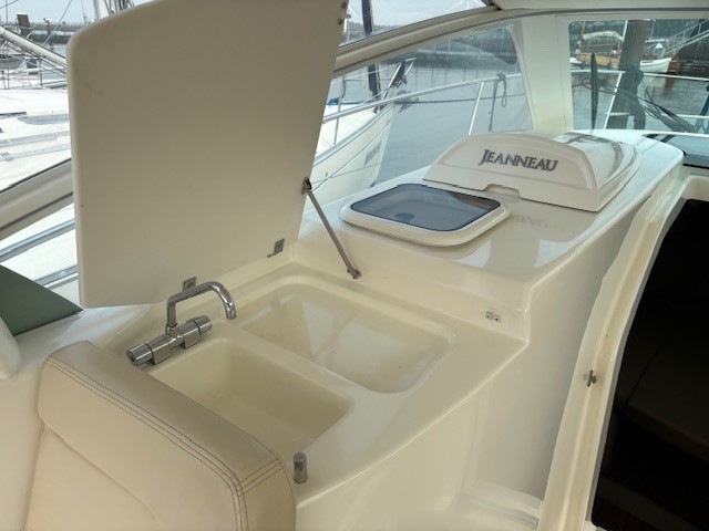 Jeanneau Prestige 30S — foto 35 van 54