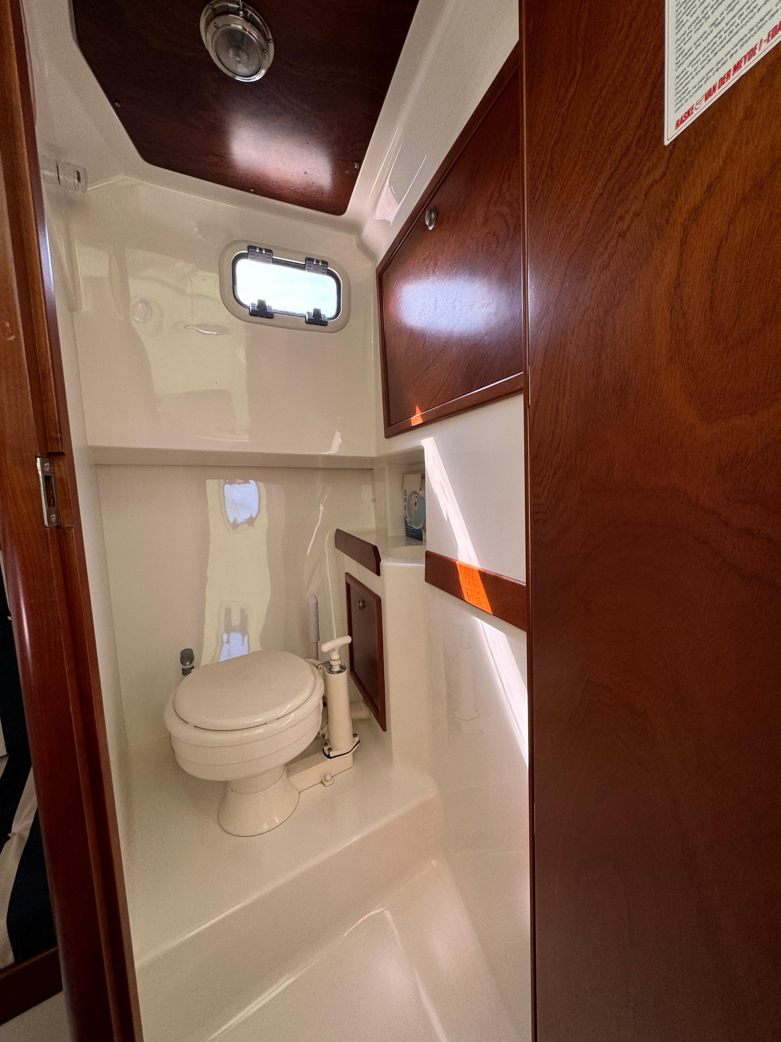 Rhea 750 open — foto 17 van 35