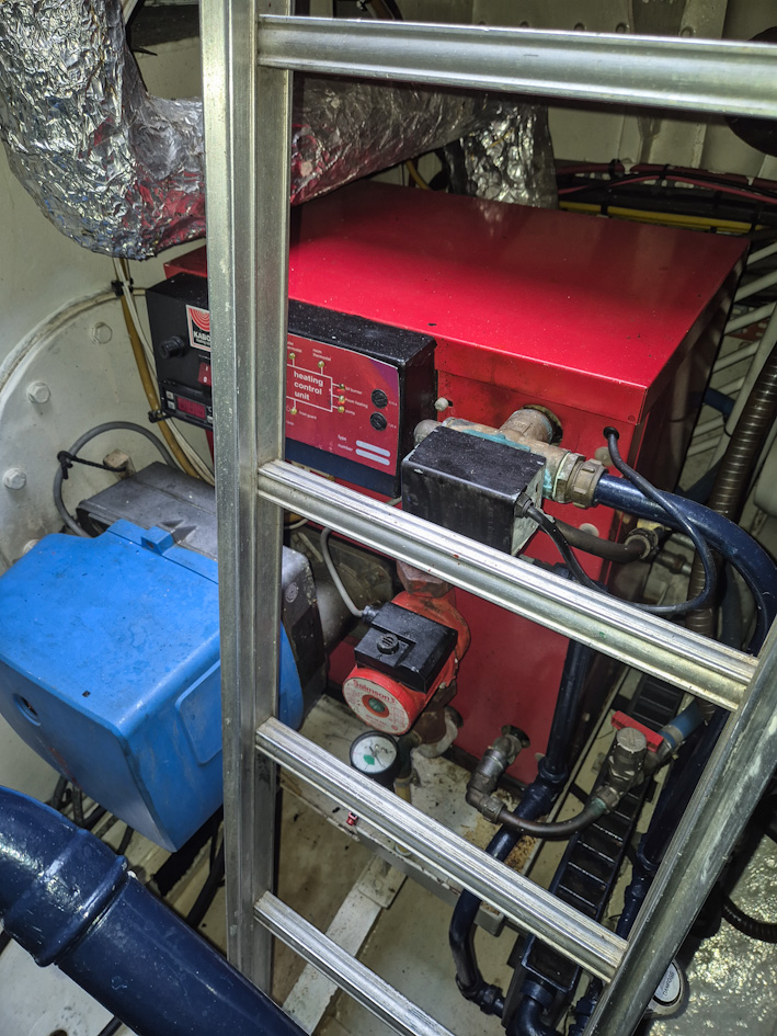 Motorsleepboot Carbon 15.63 met CBB — foto 37 van 48