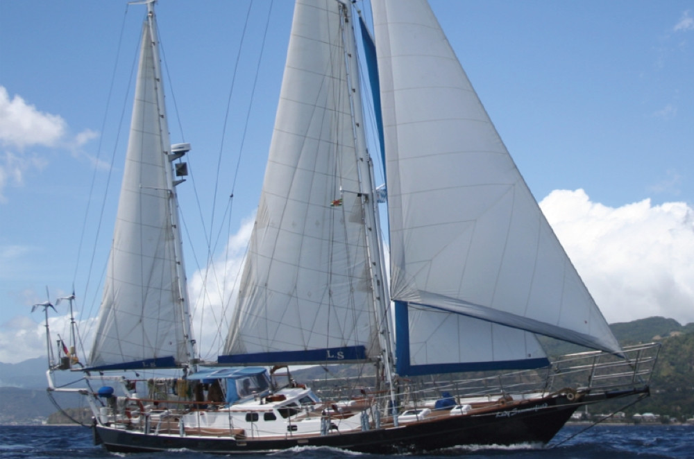 One- Off Yacht Custom Build — foto 1 van 32