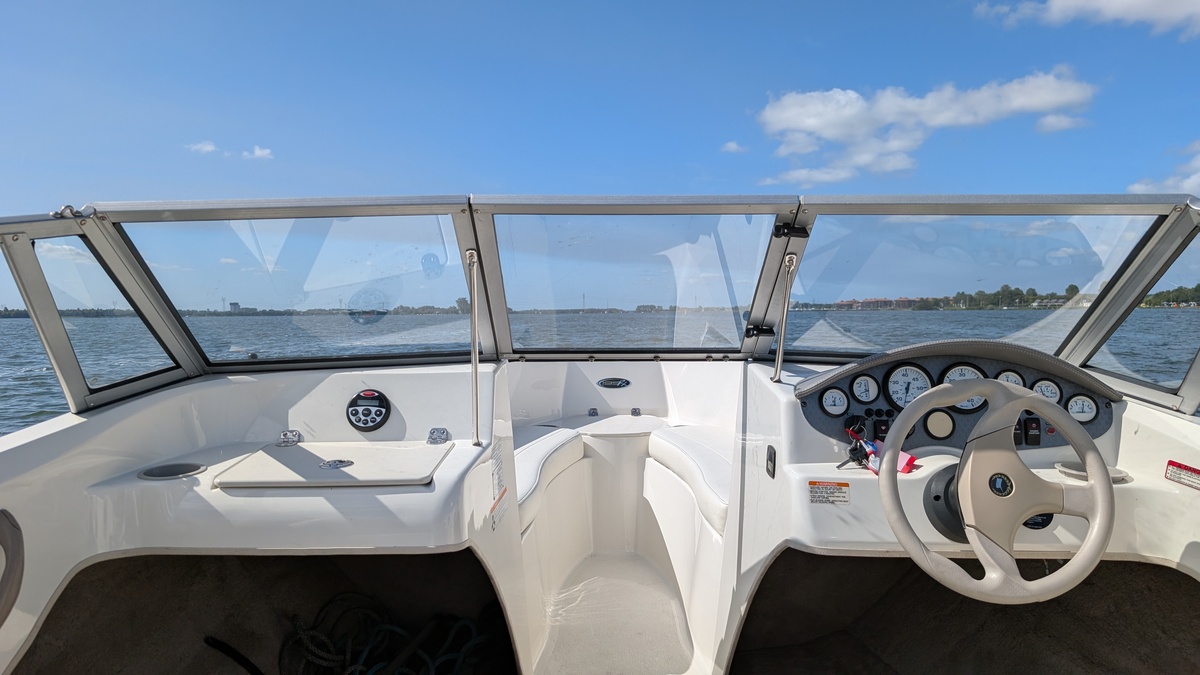 Stingray 195RX — foto 10 van 76
