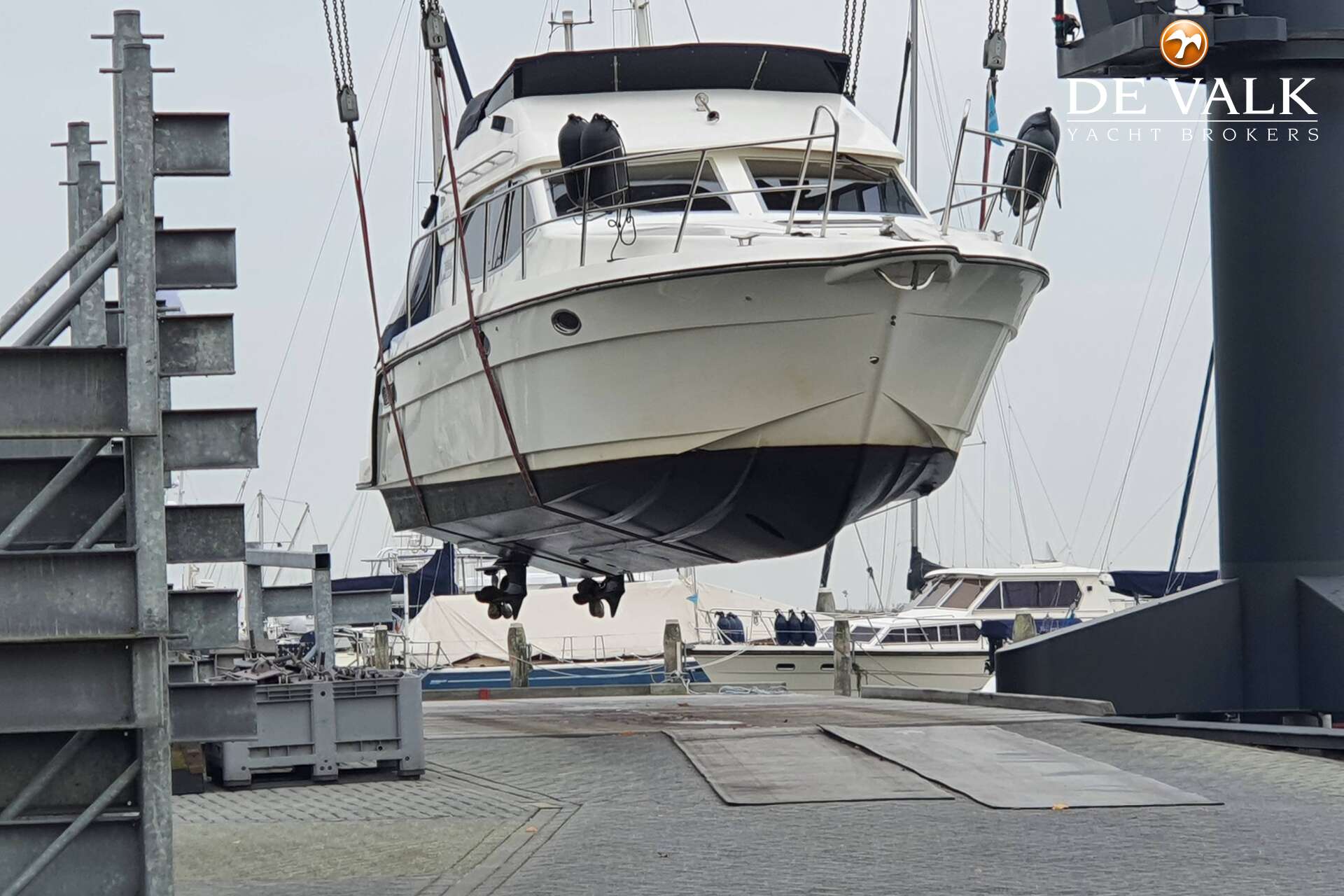 Galeon380 Fly
