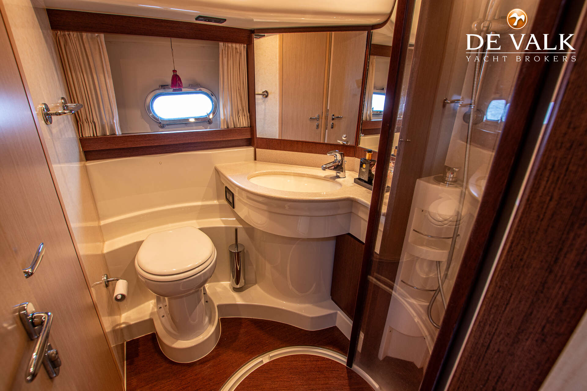 Ferretti 550 — foto 34 van 43