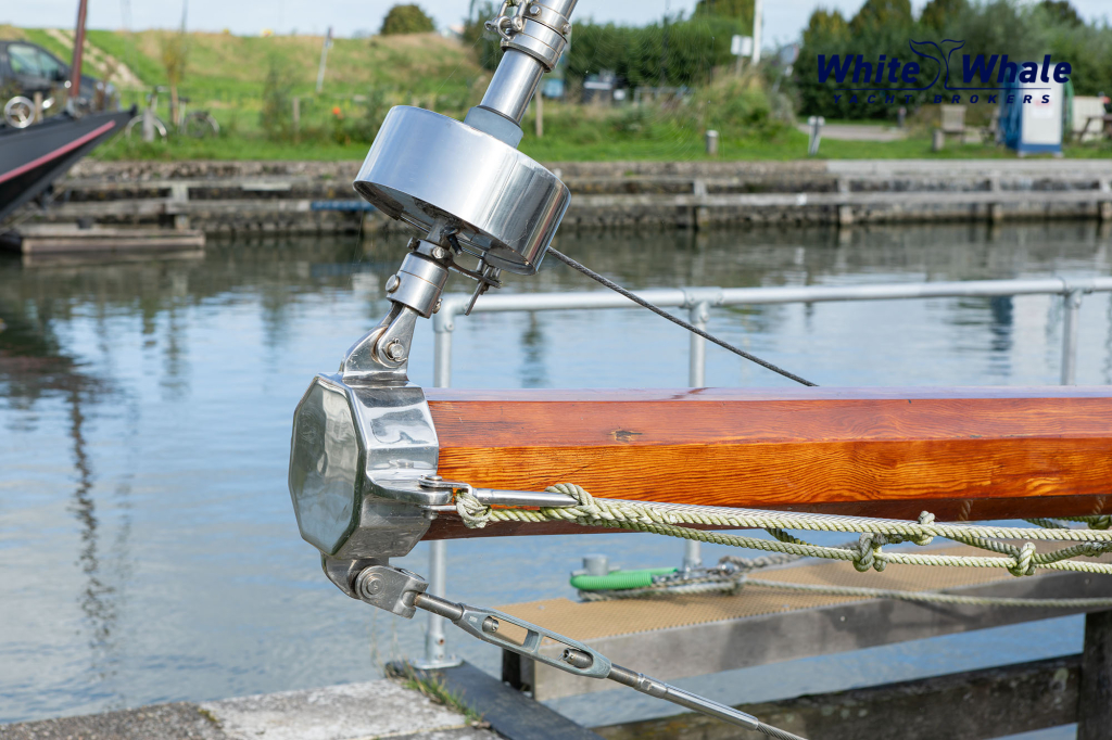 Pieter Beeldsnijder  Stagzeil schoener custom built refit — foto 41 van 87