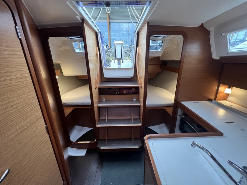 Dufour 360 GL — foto 16 van 46