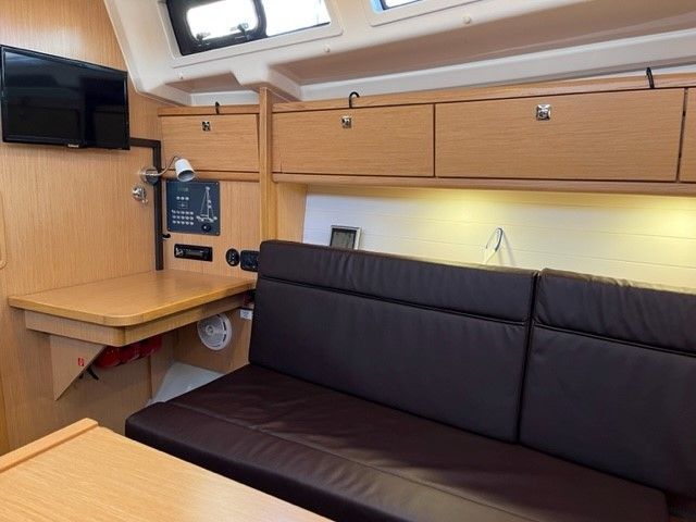 Bavaria 33 Cruiser — foto 3 van 6