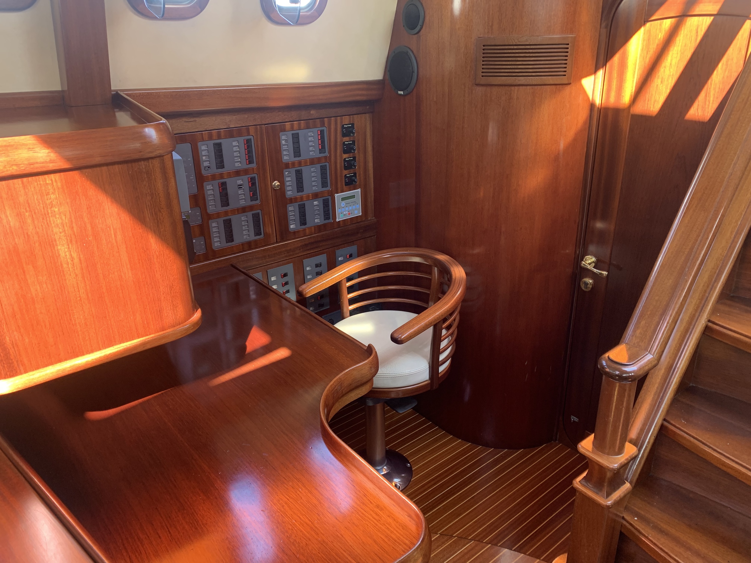 Lagoon Royal Classic 66 — foto 66 van 87