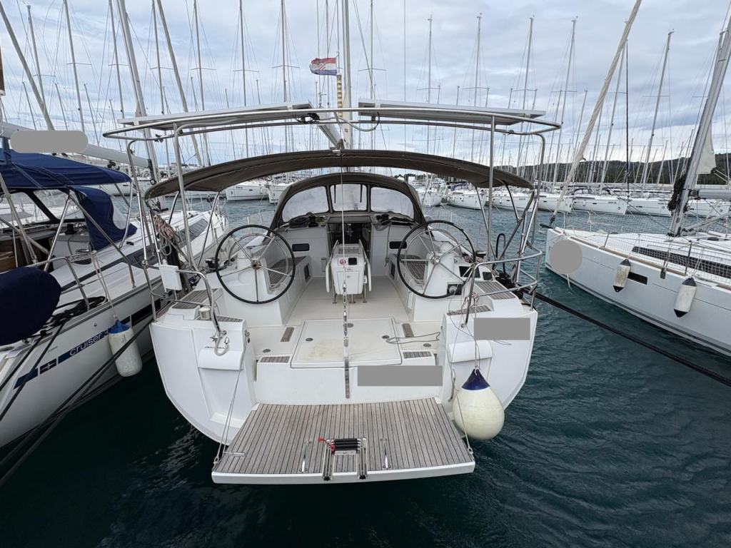 JeanneauSun Odyssey 519