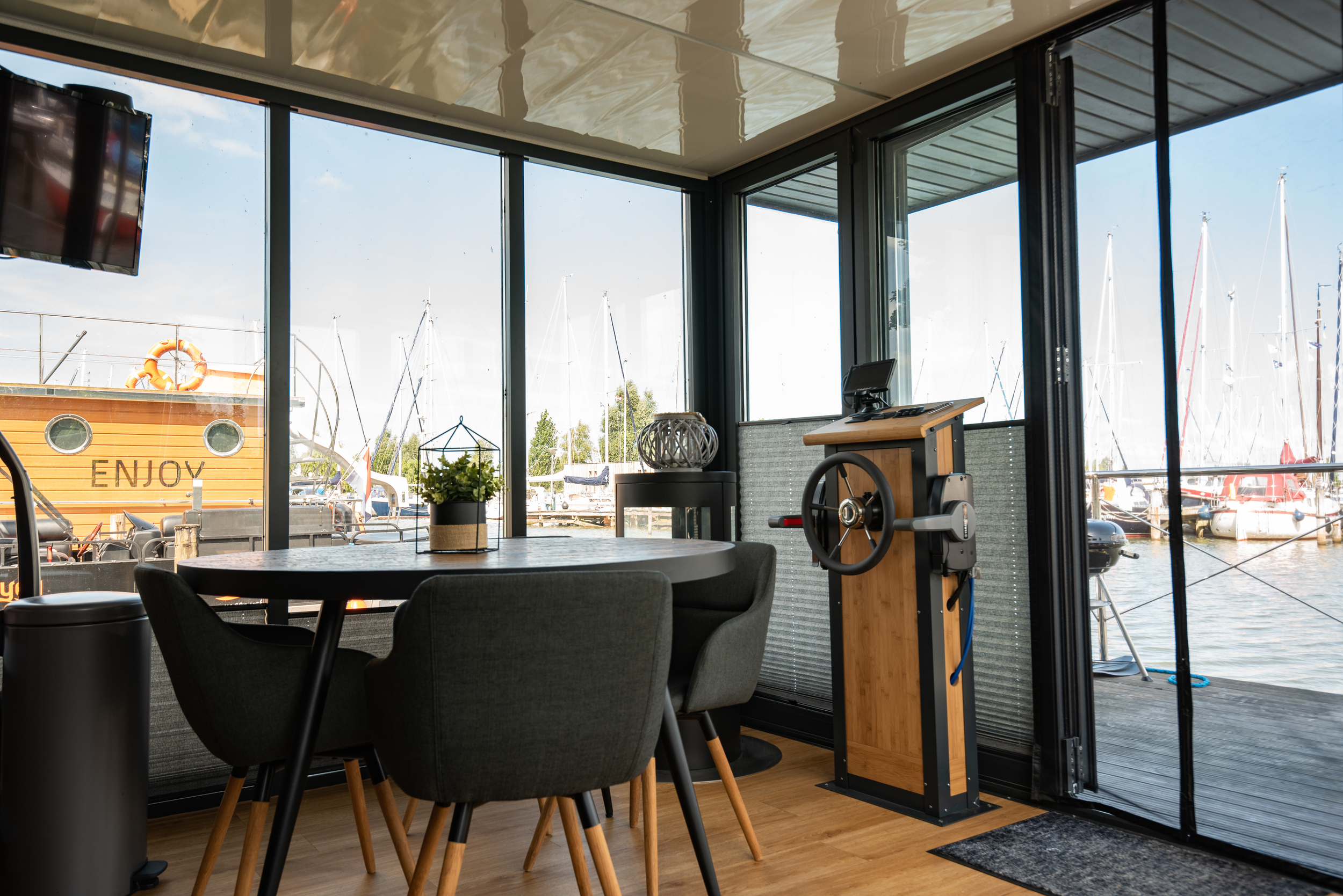 Campi 400 Houseboat Met Ligplaats , Eigen Steiger En Chartermogelijkheid - Foto 4