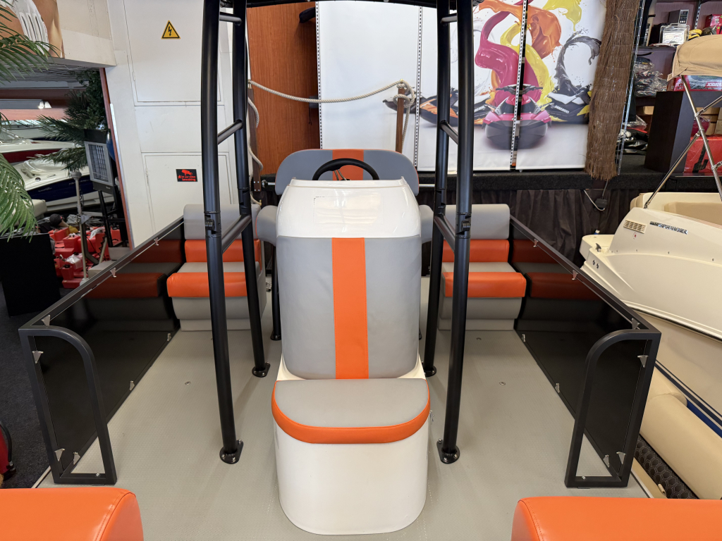 Funcruiser Pontoon 650 - NIEUW — foto 8 van 11