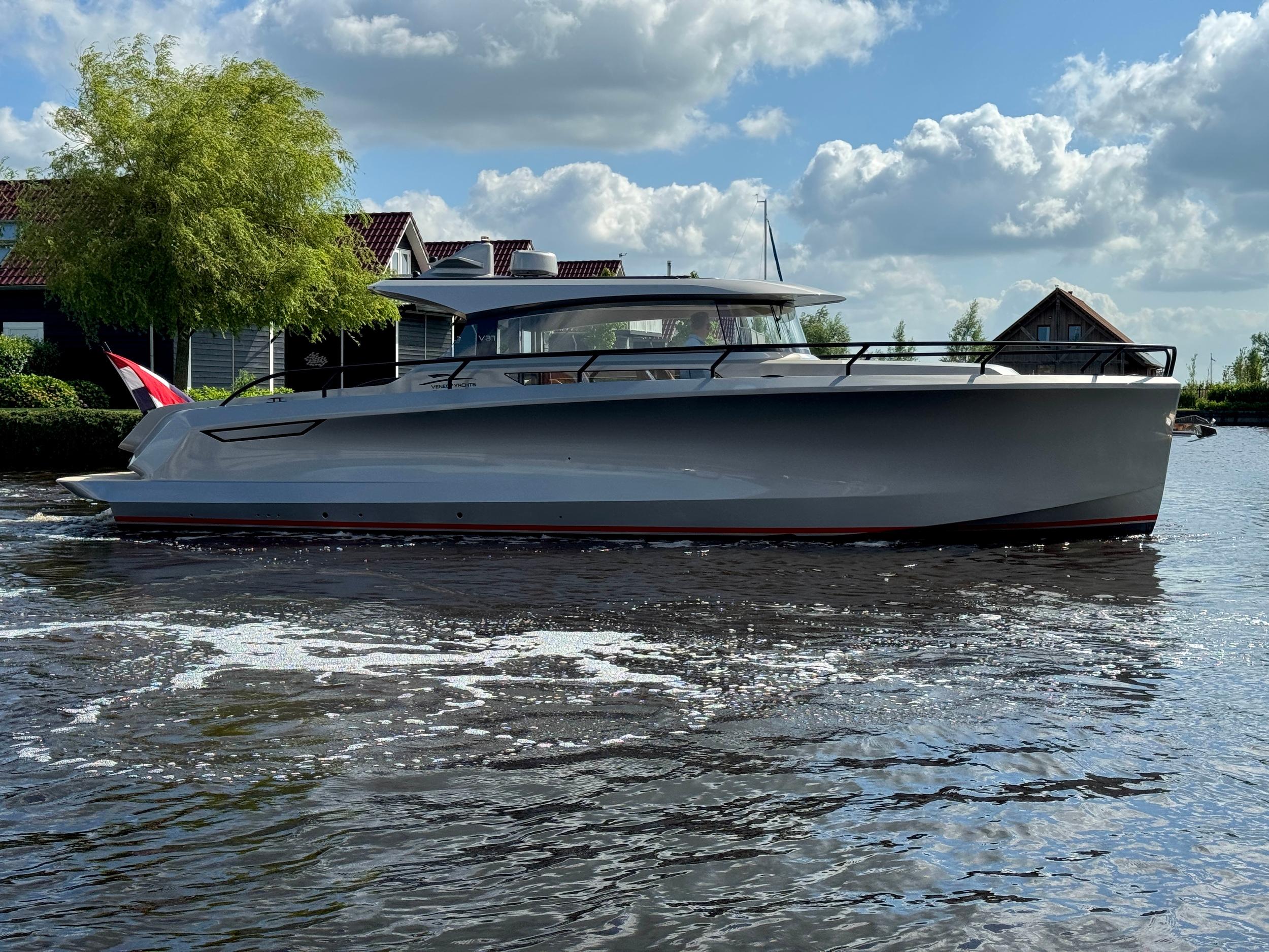 Venegy V37 — foto 4 van 55