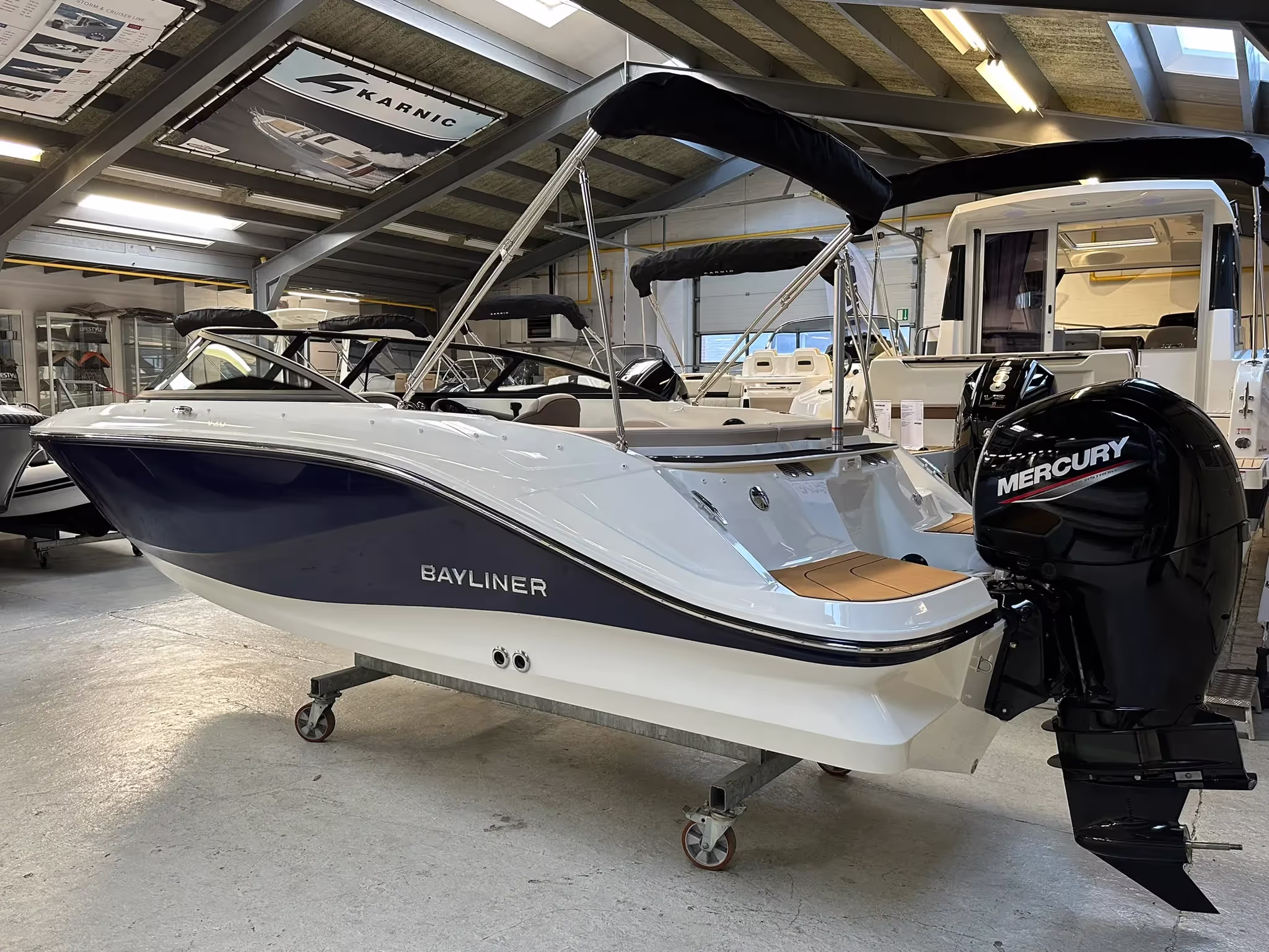 Bayliner V20 Bowrider — foto 3 van 29