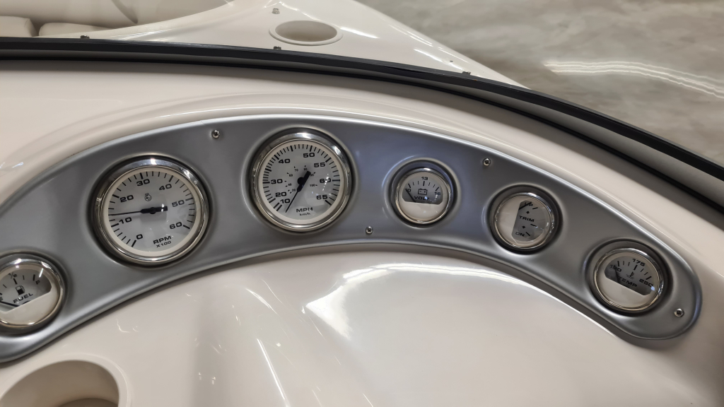 Starcraft C-star 1700 3.0 Mercruiser en trailer — foto 13 van 16