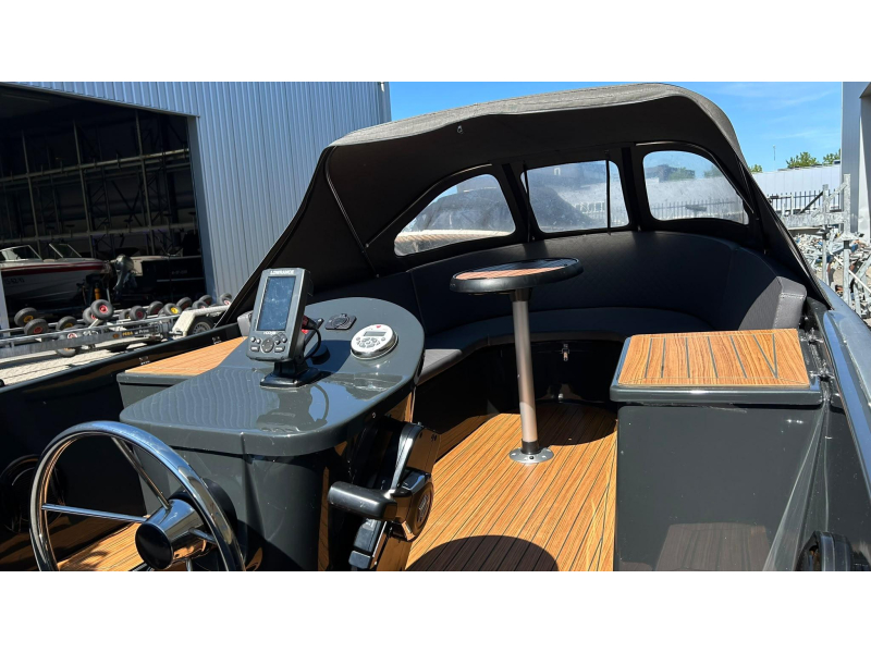 Oldambtsloep 550XL + 20pk Suzuki 2021 — foto 6 van 12