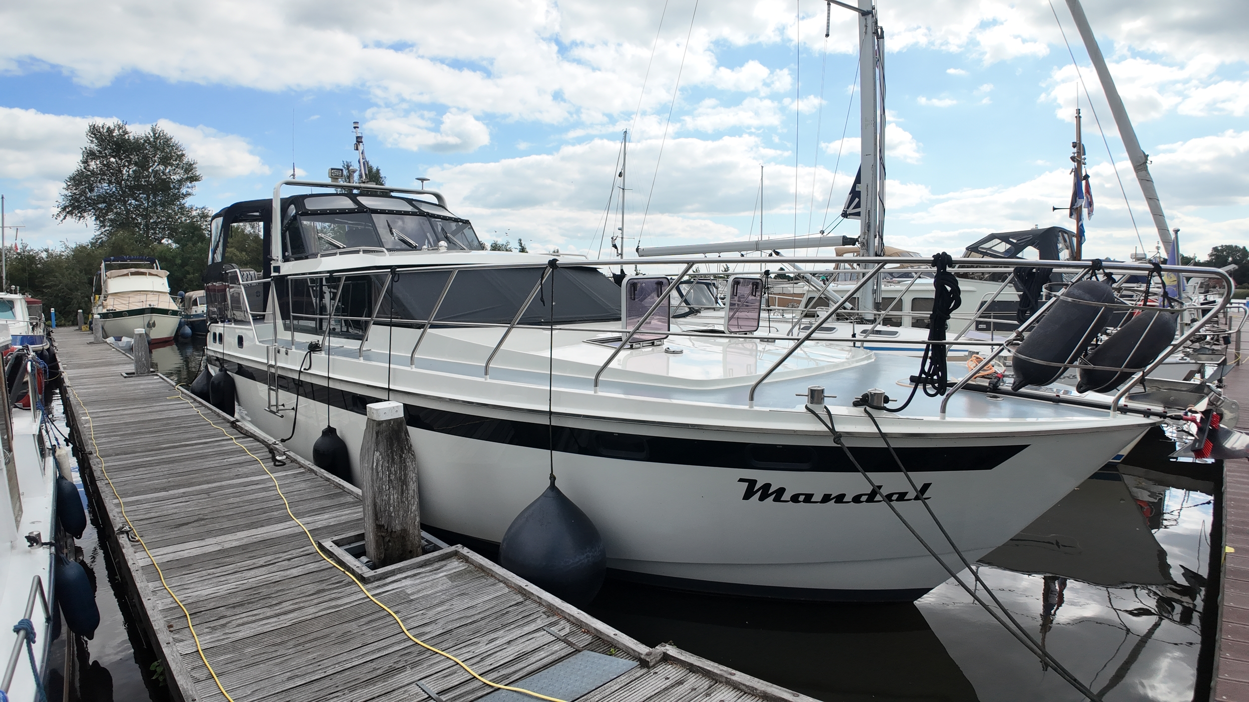 Vripack Catfish 1400 — foto 1 van 23