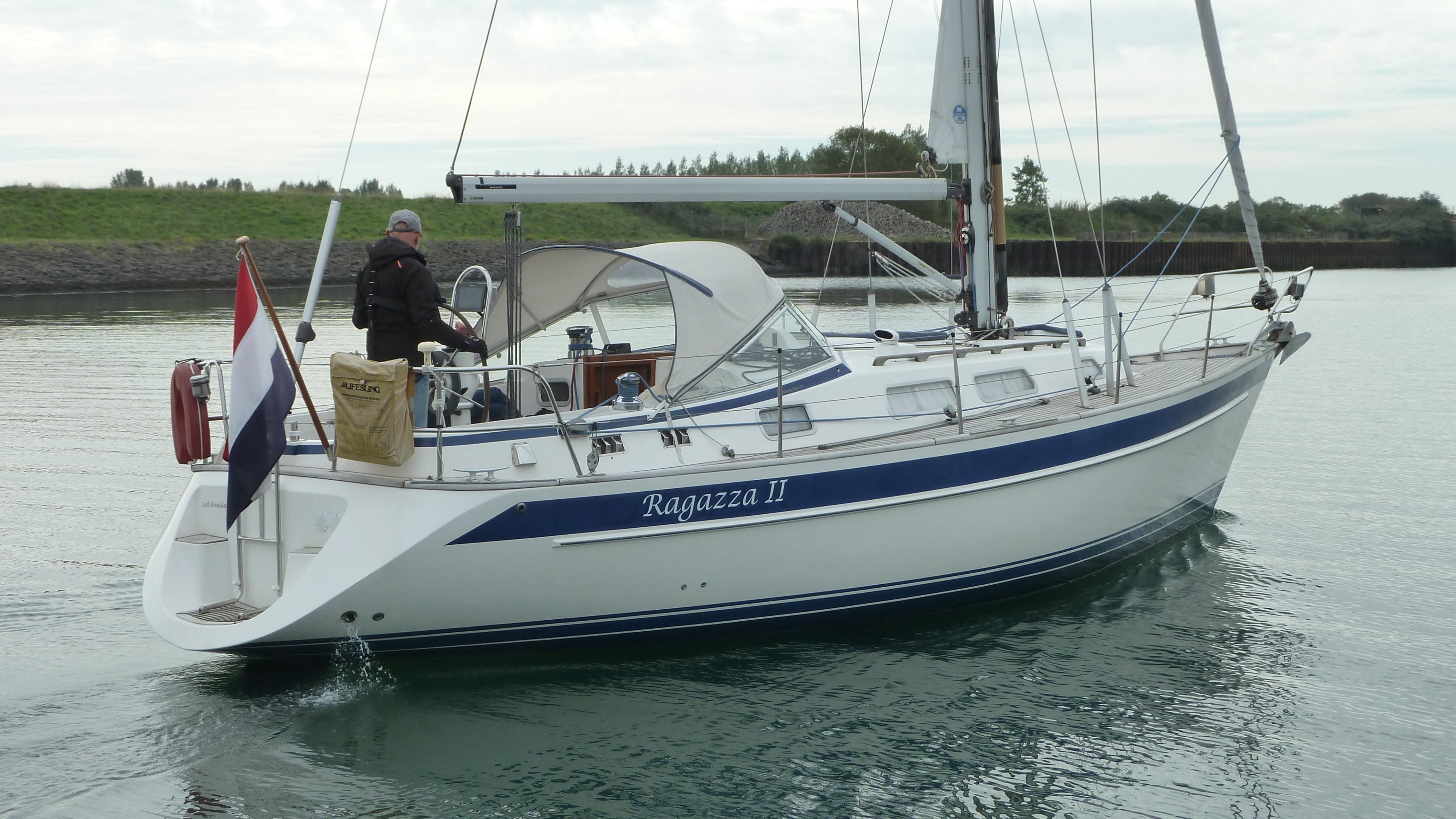 Hallberg Rassy 34 — foto 10 van 12