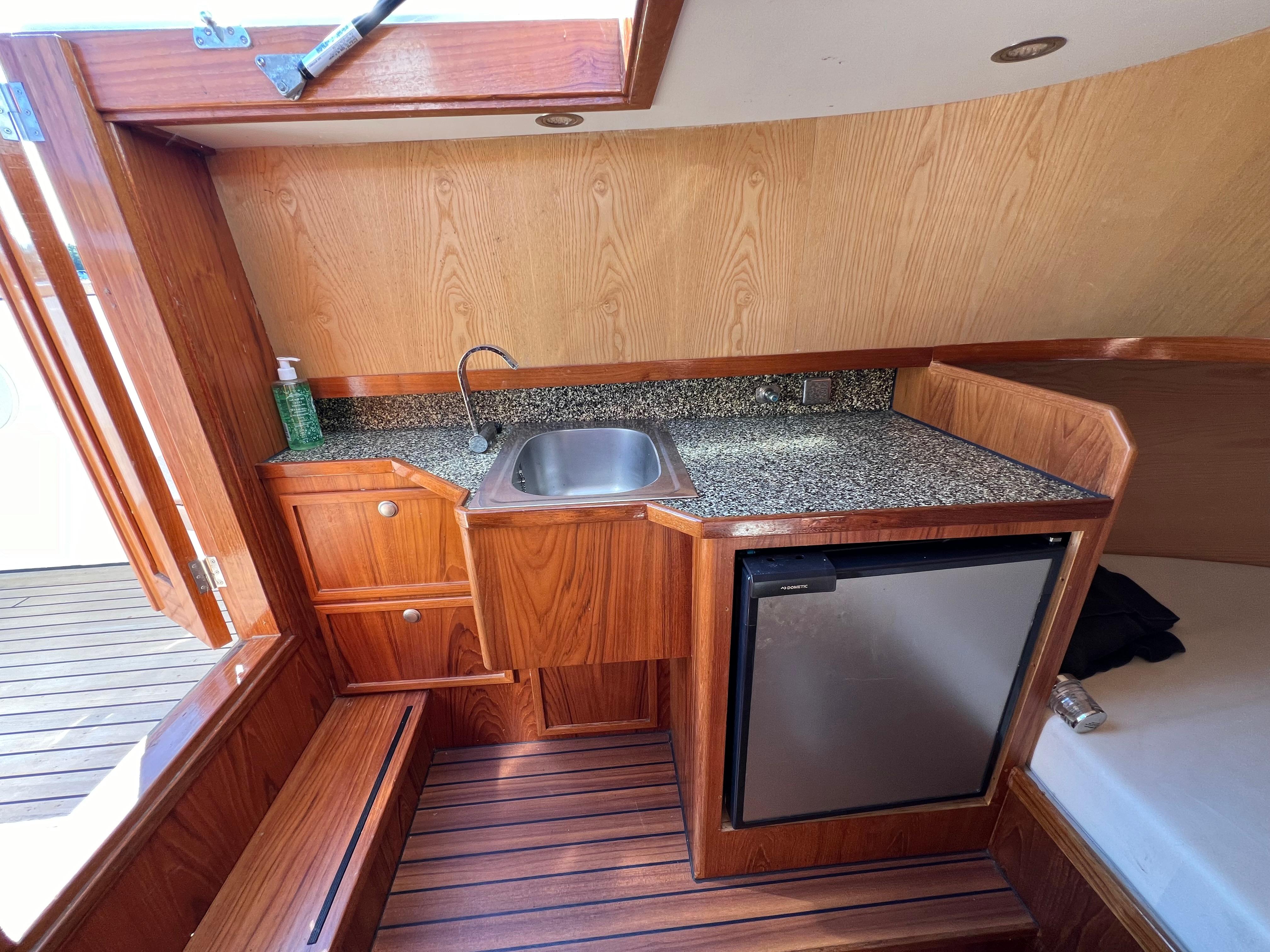 Center Console Blackfish Crossover 900 — foto 37 van 43