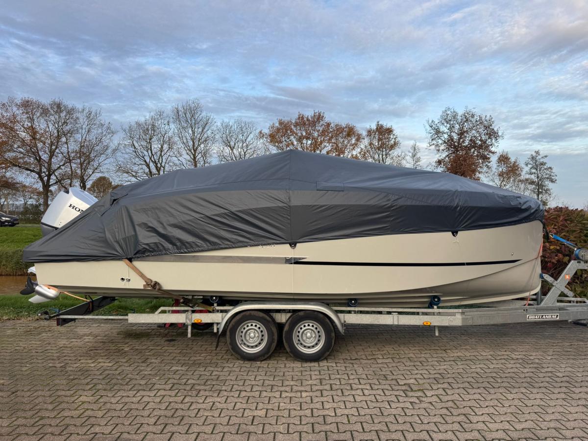 Maxima 700 Sport — foto 9 van 21