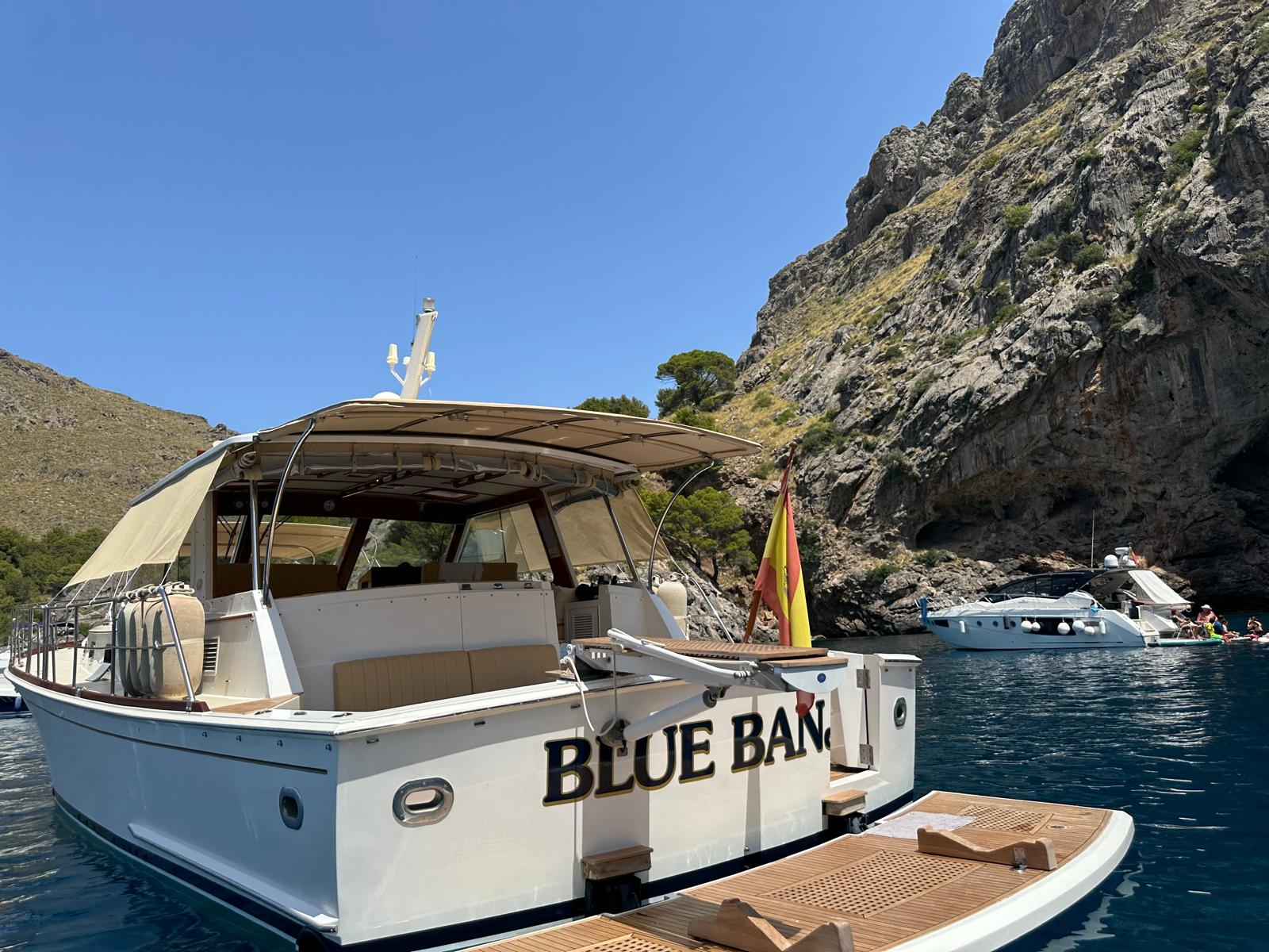 hoofdmotor(en): Grand Banks Eastbay 49 HX 'BLUE BANJO' — foto 4 van 8