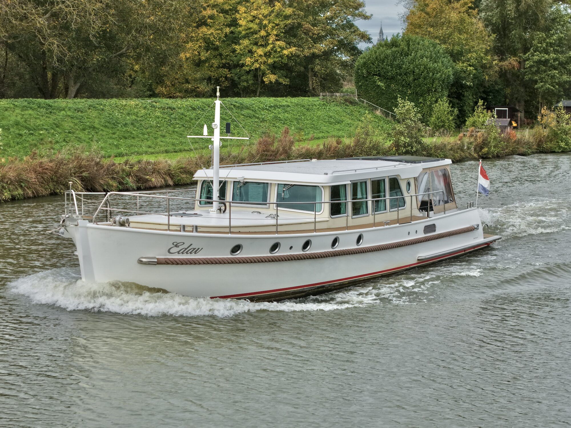 Serious Yachts Gently Low Bridge 45 Sedan — foto 3 van 74