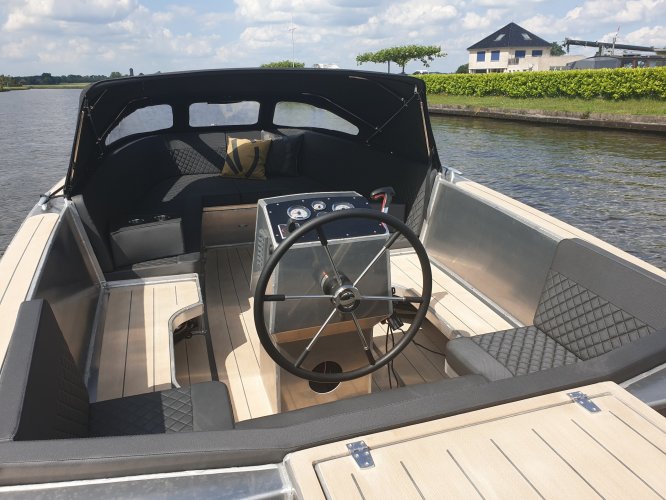 Van Vossen 777 Tender Sport DE GROOTSTE SLOEPENSHOWROOM VAN NEDERLAND — foto 5 van 20
