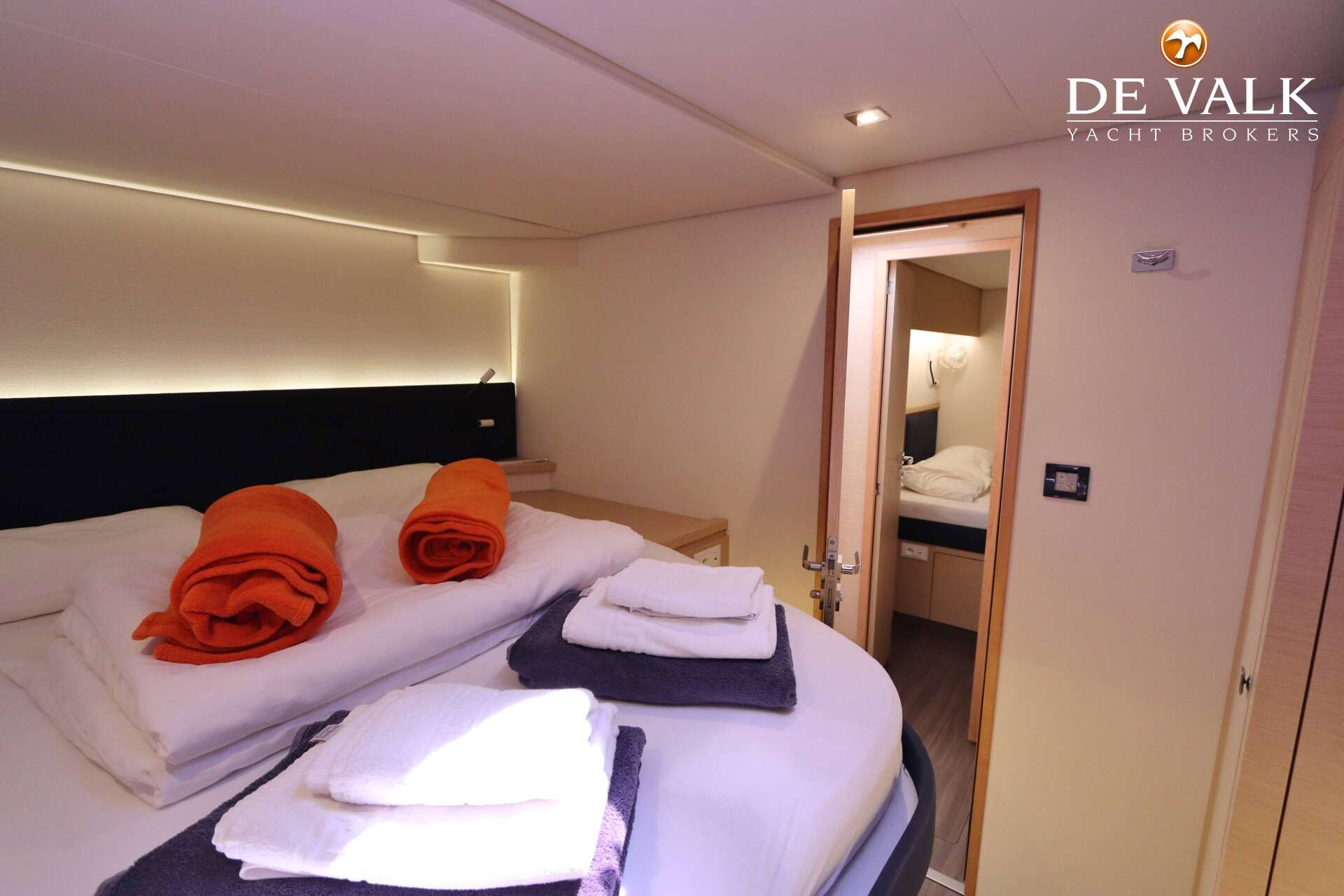 Fountaine Pajot Saba 50 — foto 35 van 37