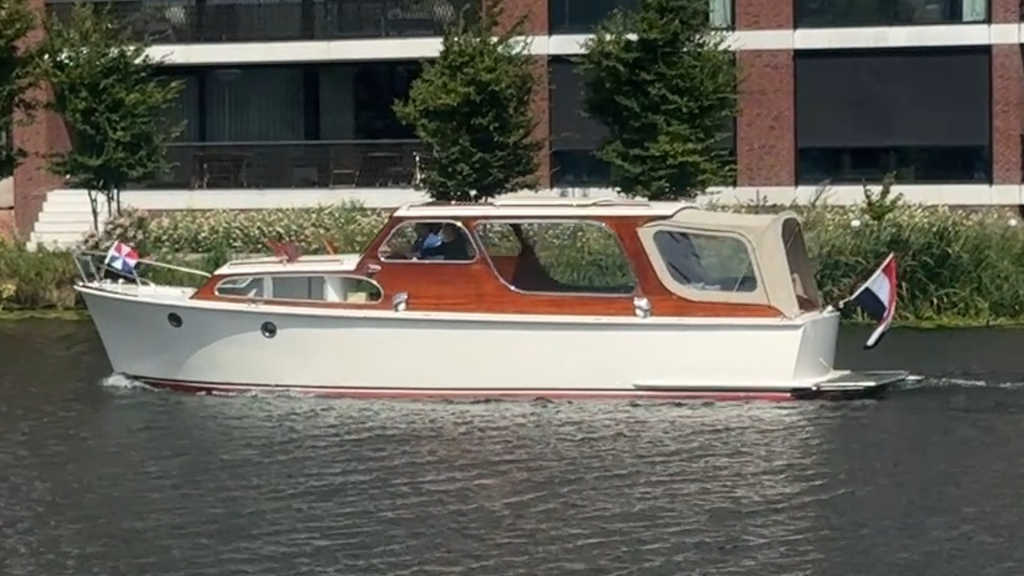 Super van CraftKLaassen 960 OK kruiser