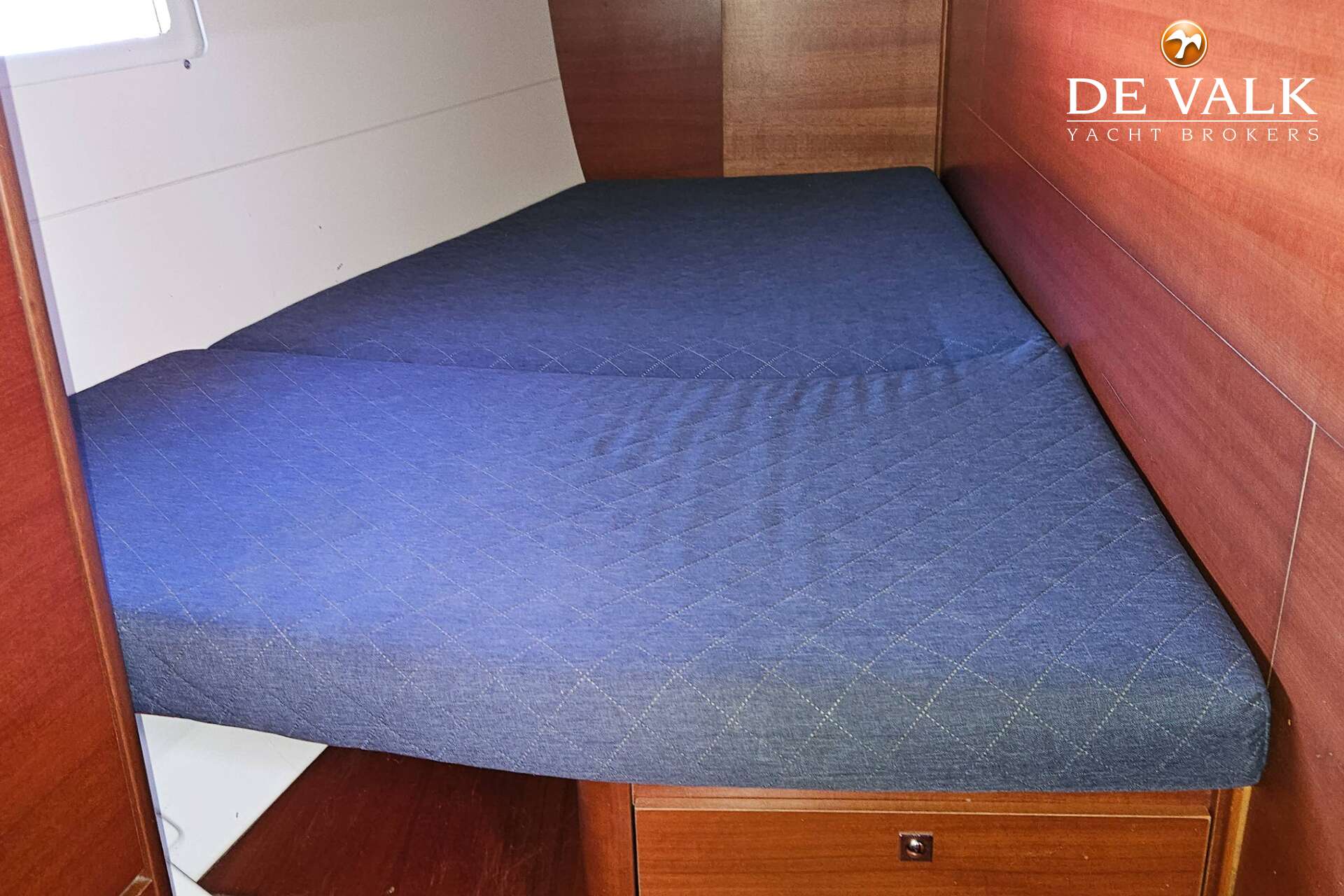 Dufour 460 Grand Large — foto 32 van 39