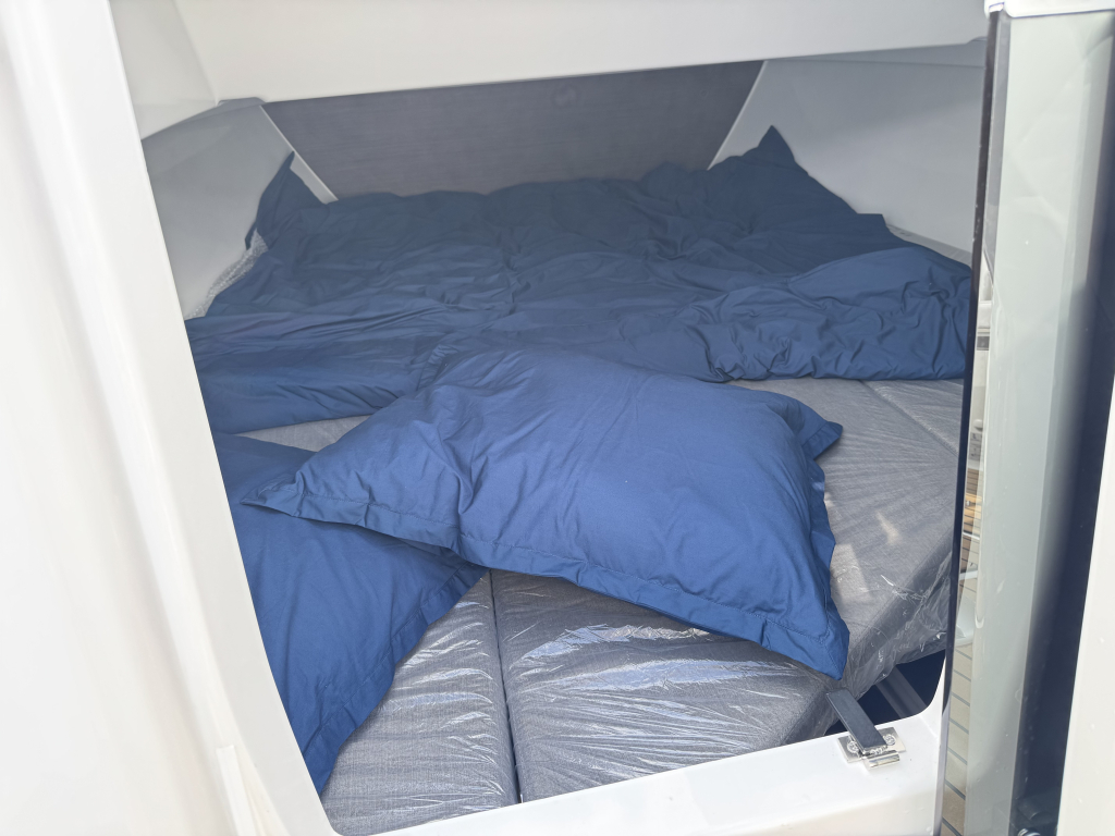 Beneteau Flyer 7 Sundeck | 200PK Honda IST | Pilot Edition — foto 14 van 17