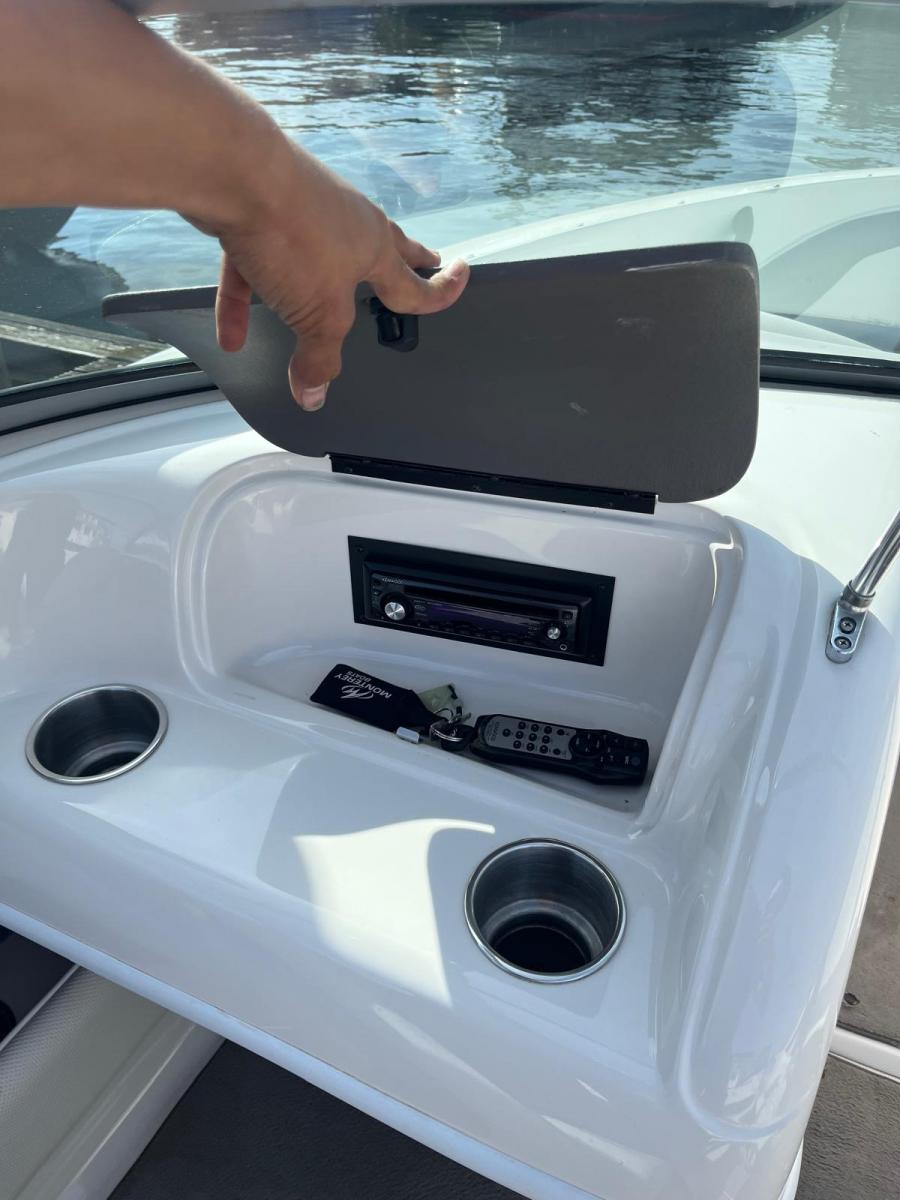 Monterey 180 FS Bowrider — foto 8 van 20