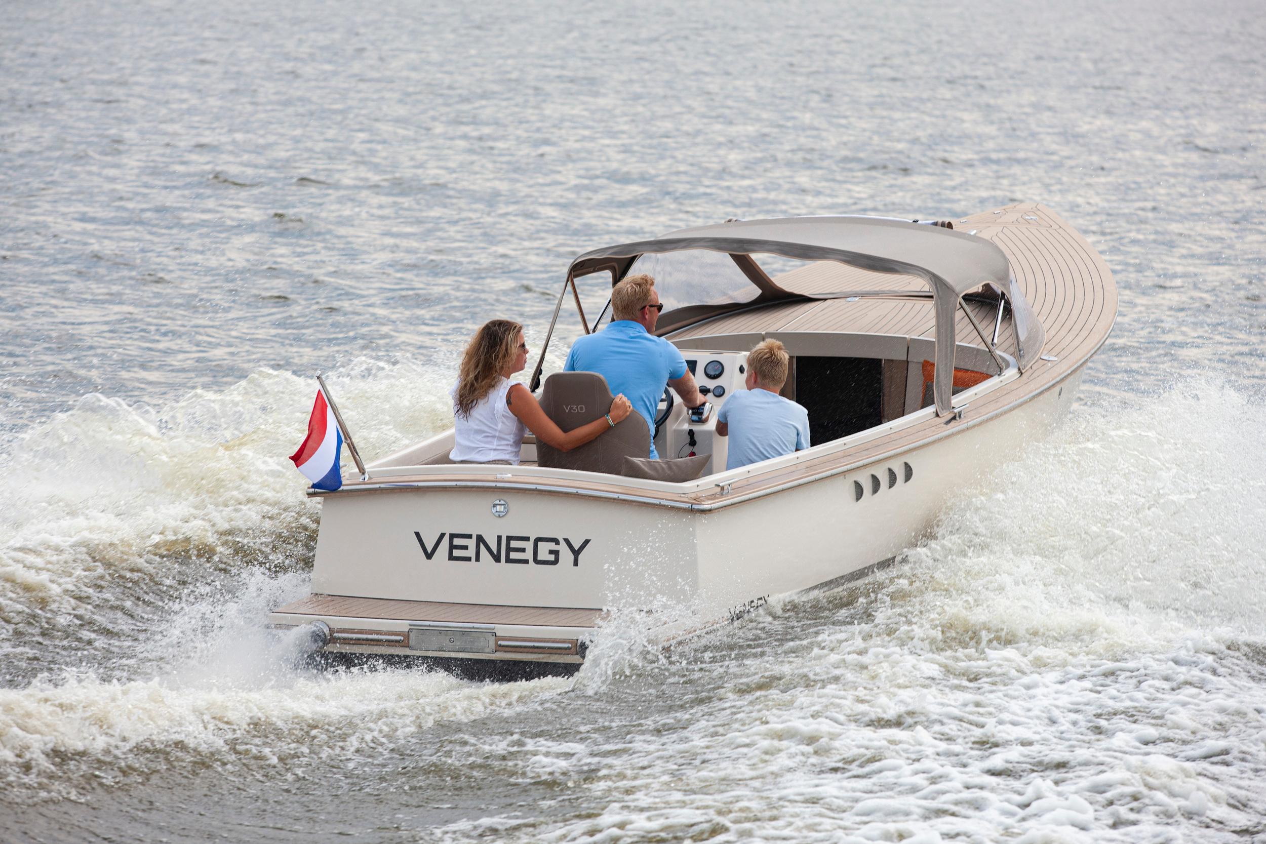 Venegy V30 Classic Cabin — foto 10 van 25