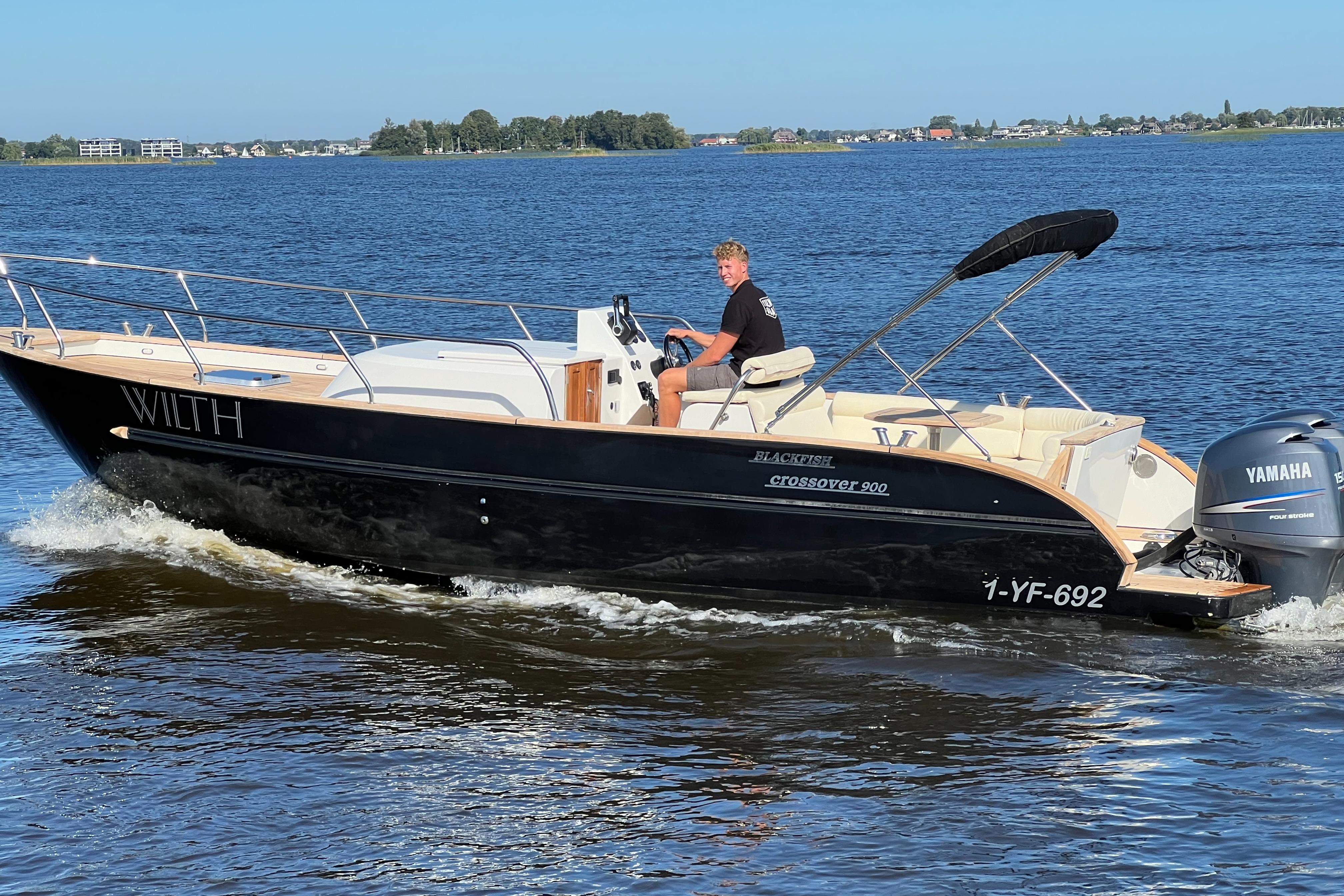 Center Console Blackfish Crossover 900 — foto 13 van 43