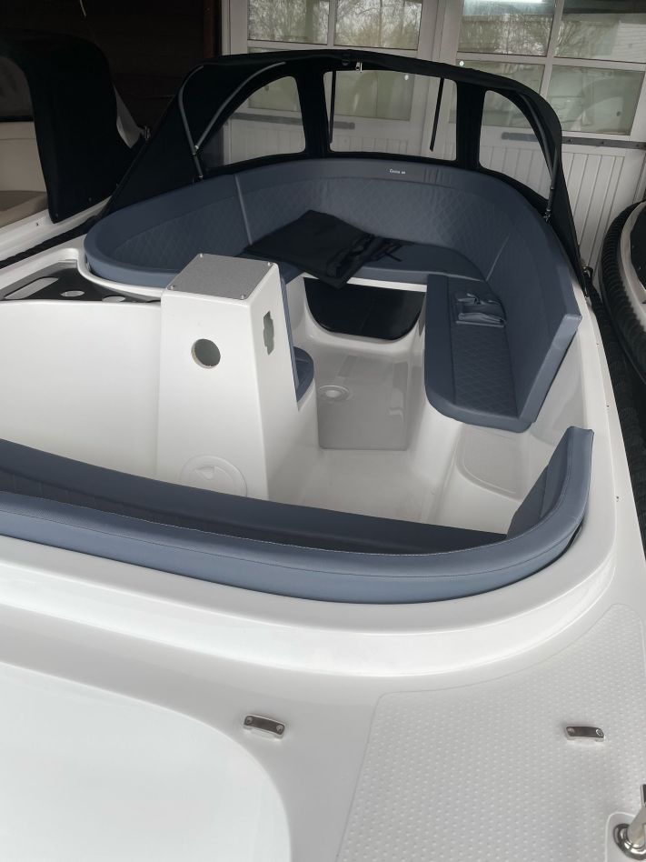 Corsiva 520 New age 9.9pk Suzuki — foto 4 van 6