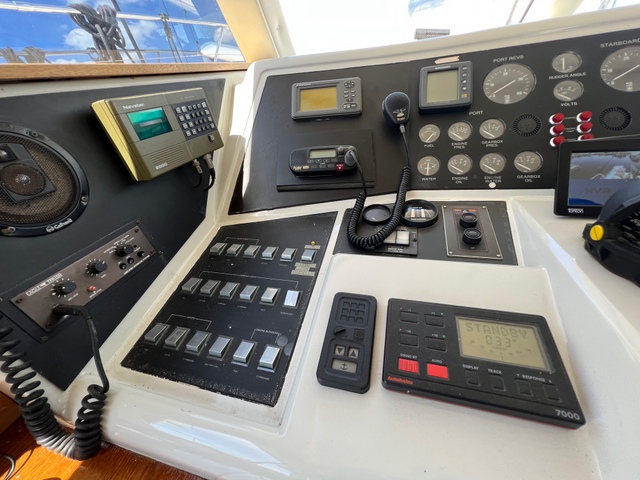 Whitewater Wolfe 46 Flybridge — foto 10 van 31