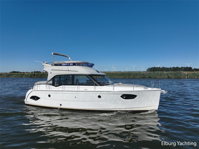 Bavaria E40 Flybridge — foto 1 van 87