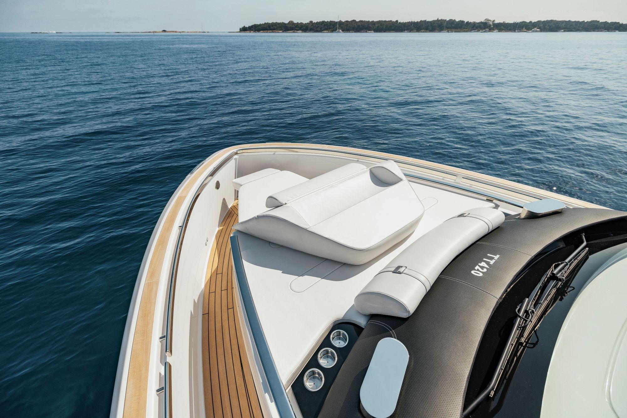 Invictus yachts Invictus 420 TT — foto 7 van 22
