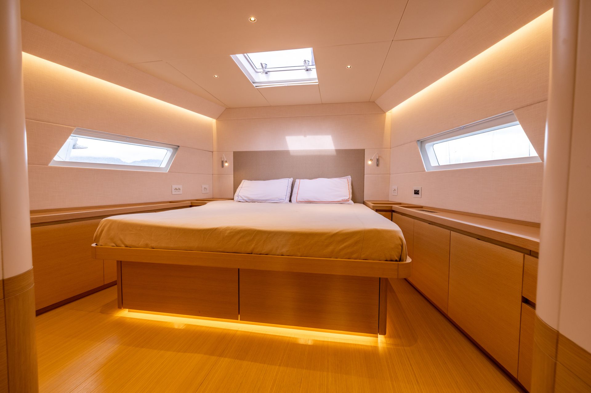 Maxi Dolphin 75 - "by Mills Design" — foto 8 van 12