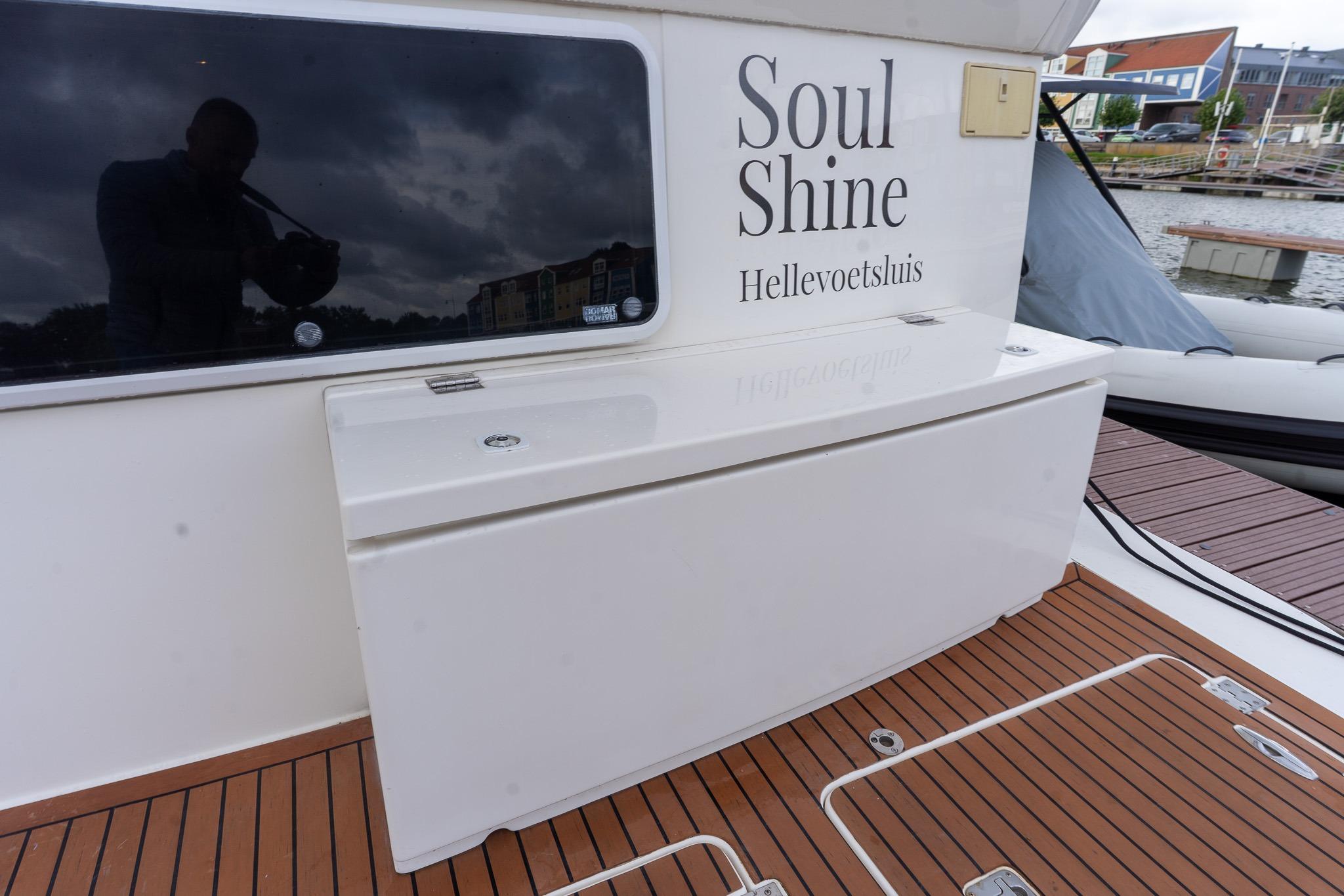 Cruisers Yachts 415 Express Motoryacht — foto 50 van 100