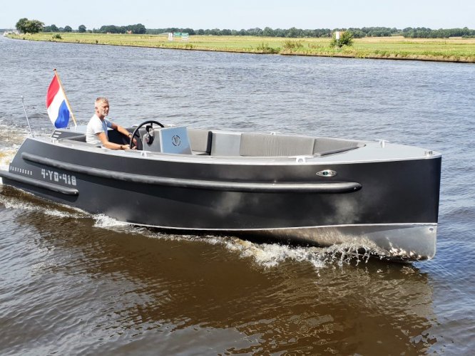 Van Vossen 650 Tender DE GROOTSTE SLOEPENSHOWROOM VAN NEDERLAND — foto 2 van 3