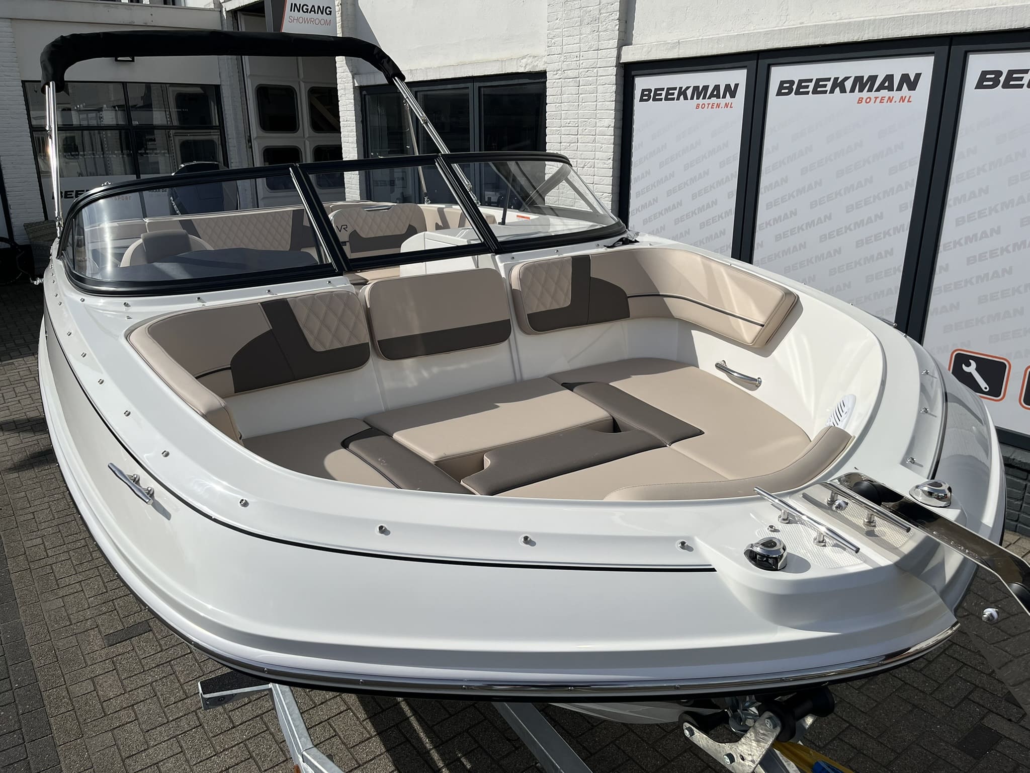 Bayliner VR6 Bowrider — foto 7 van 31