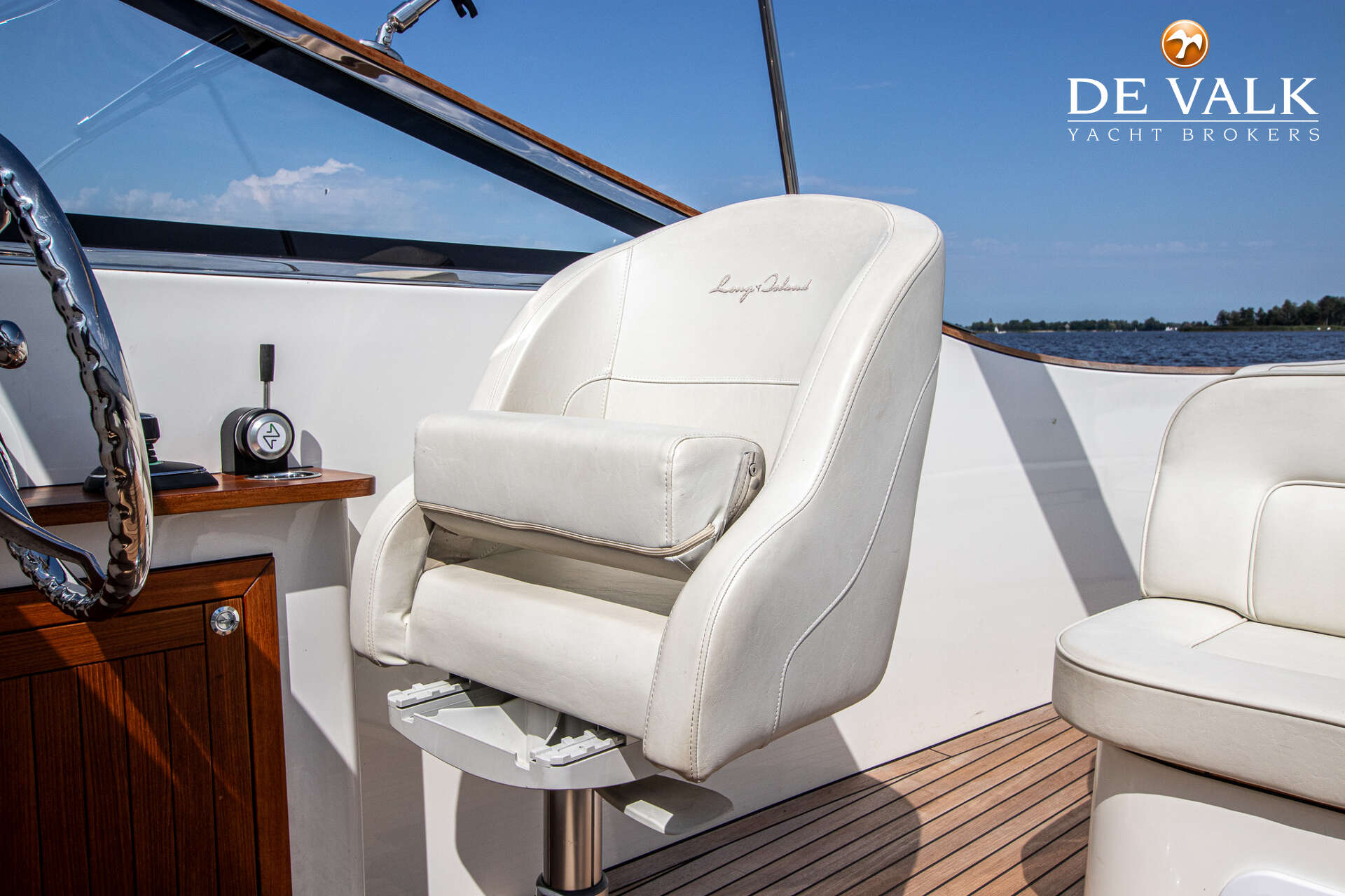 Long Island 33 Runabout — foto 12 van 43