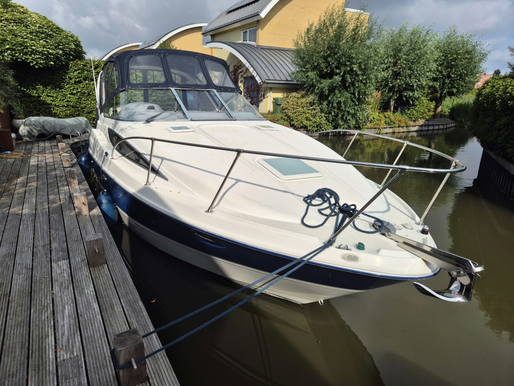 Bayliner 285 sportcruiser uit het bouwjaar 2004 (2e eigenaar — foto 4 van 23