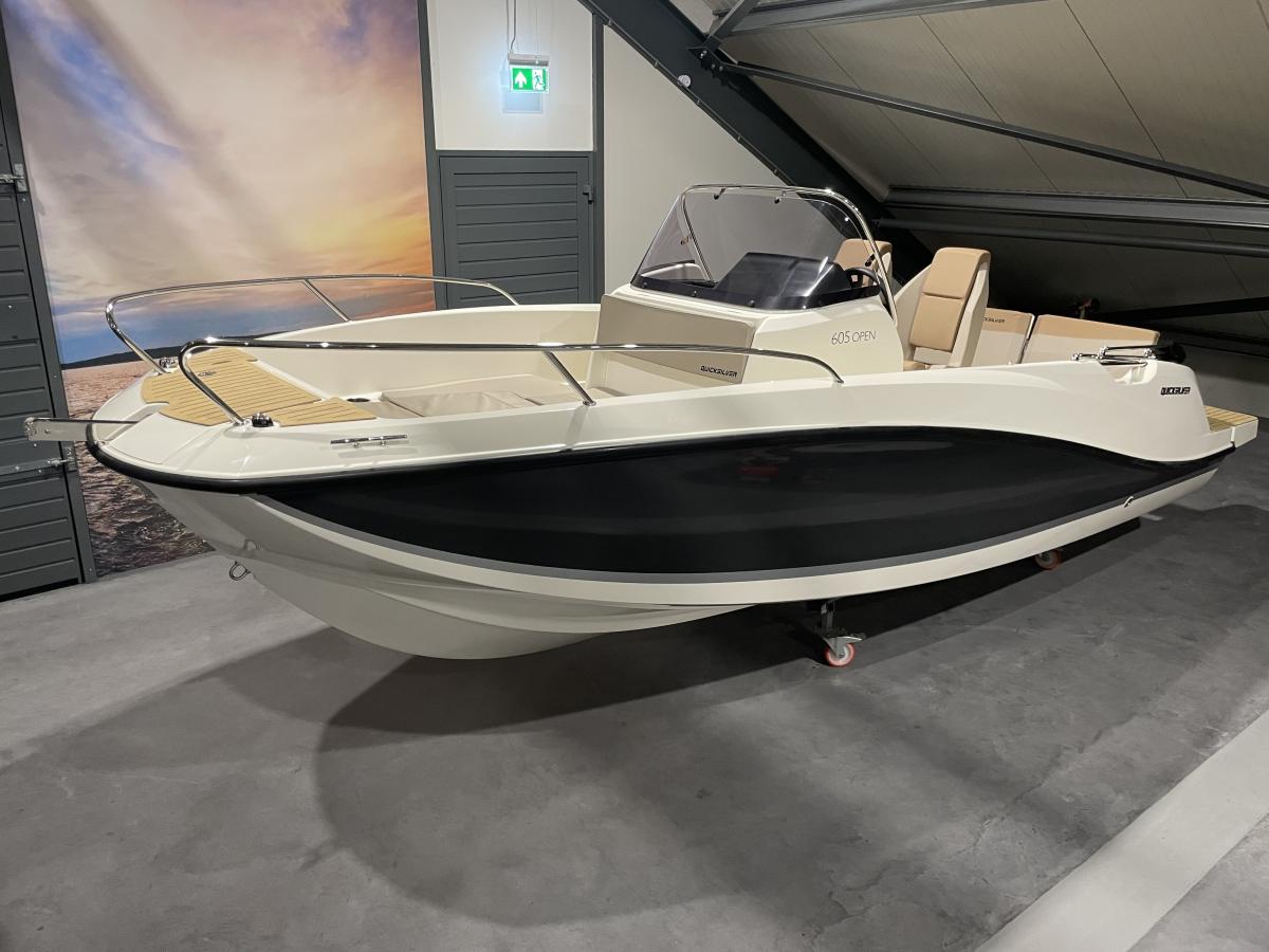 Quicksilver 605 Open