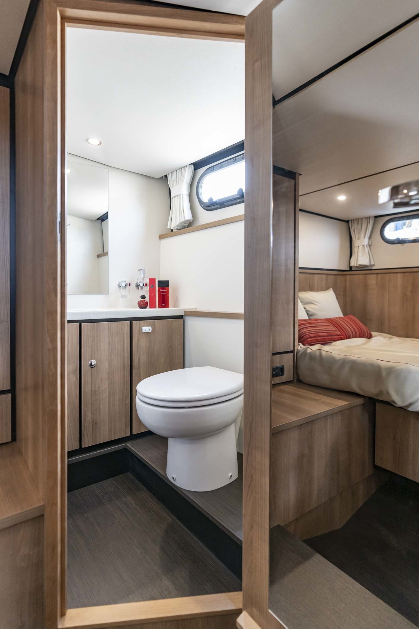 Linssen 30 SL AC — foto 24 van 31