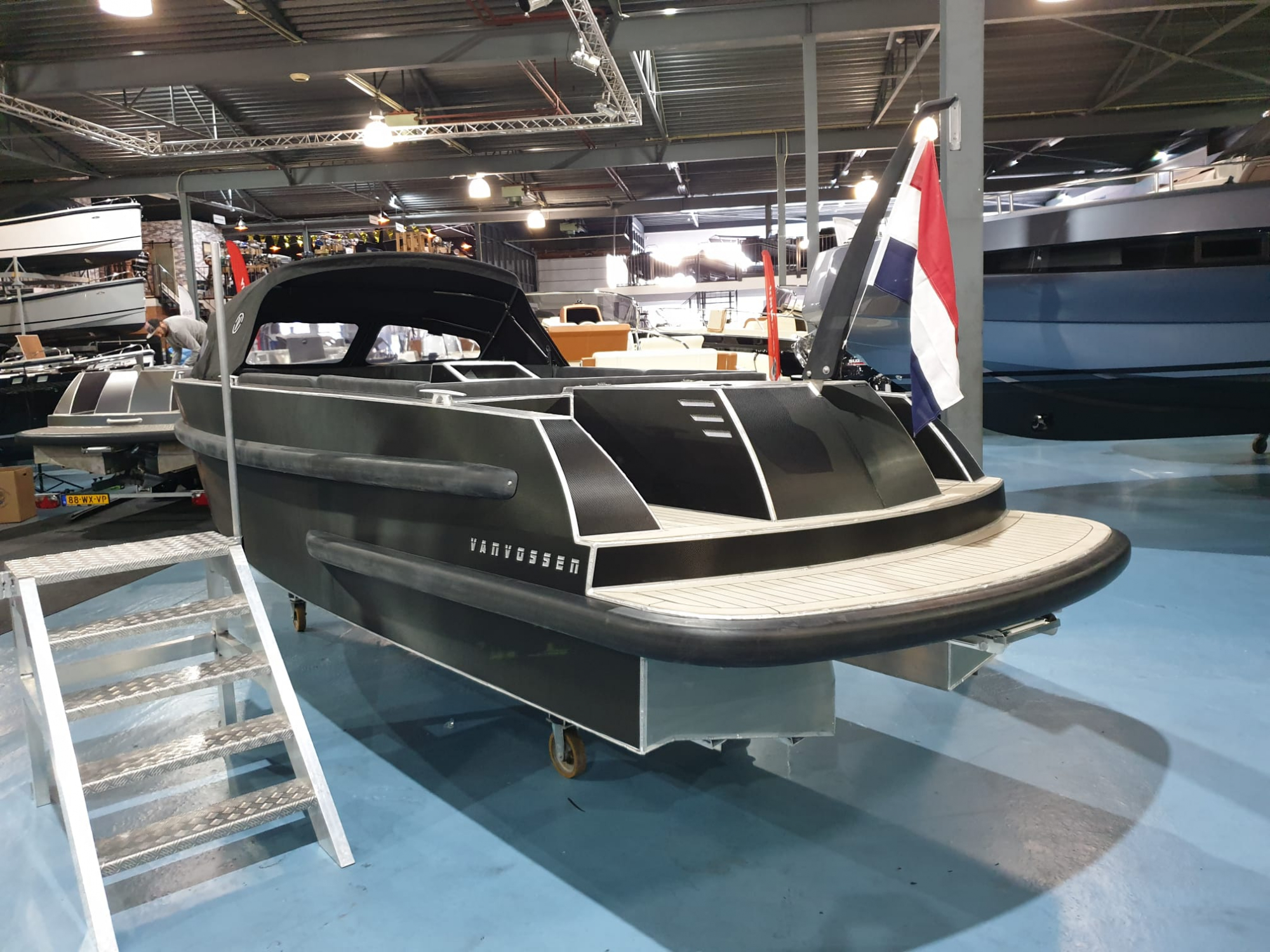 Van Vossen VanVossen Tender 700 sport met Honda 100 pk op voorraad — foto 5 van 6