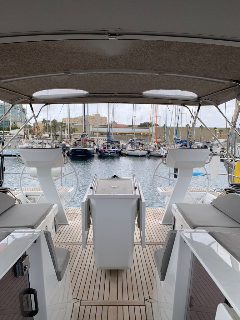 Beneteau Oceanis 51.1 — foto 8 van 47