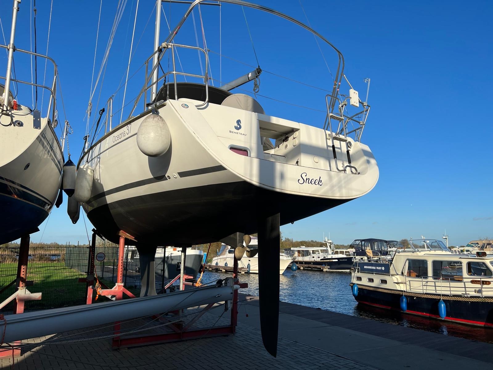 Beneteau Oceanis 37 — foto 31 van 36