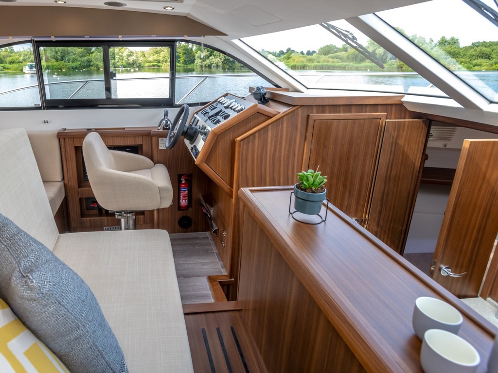 Haines 32 Offshore — foto 10 van 23