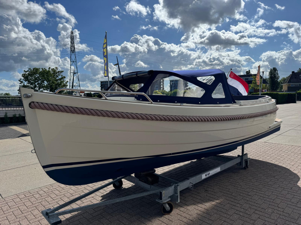 Maril 6Nxt met Vetus 33 pk — foto 3 van 18